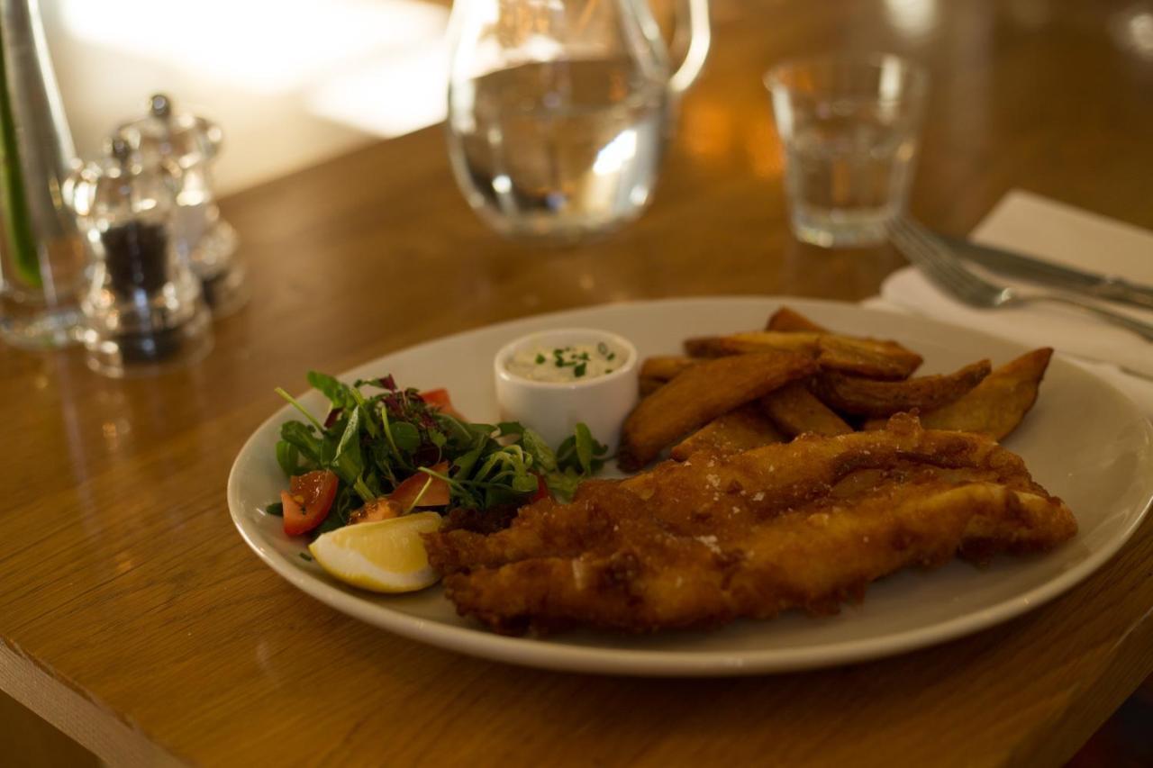 Collingwood Arms Hotel Cornhill on Tweed Εξωτερικό φωτογραφία