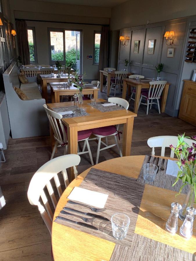 Collingwood Arms Hotel Cornhill on Tweed Εξωτερικό φωτογραφία